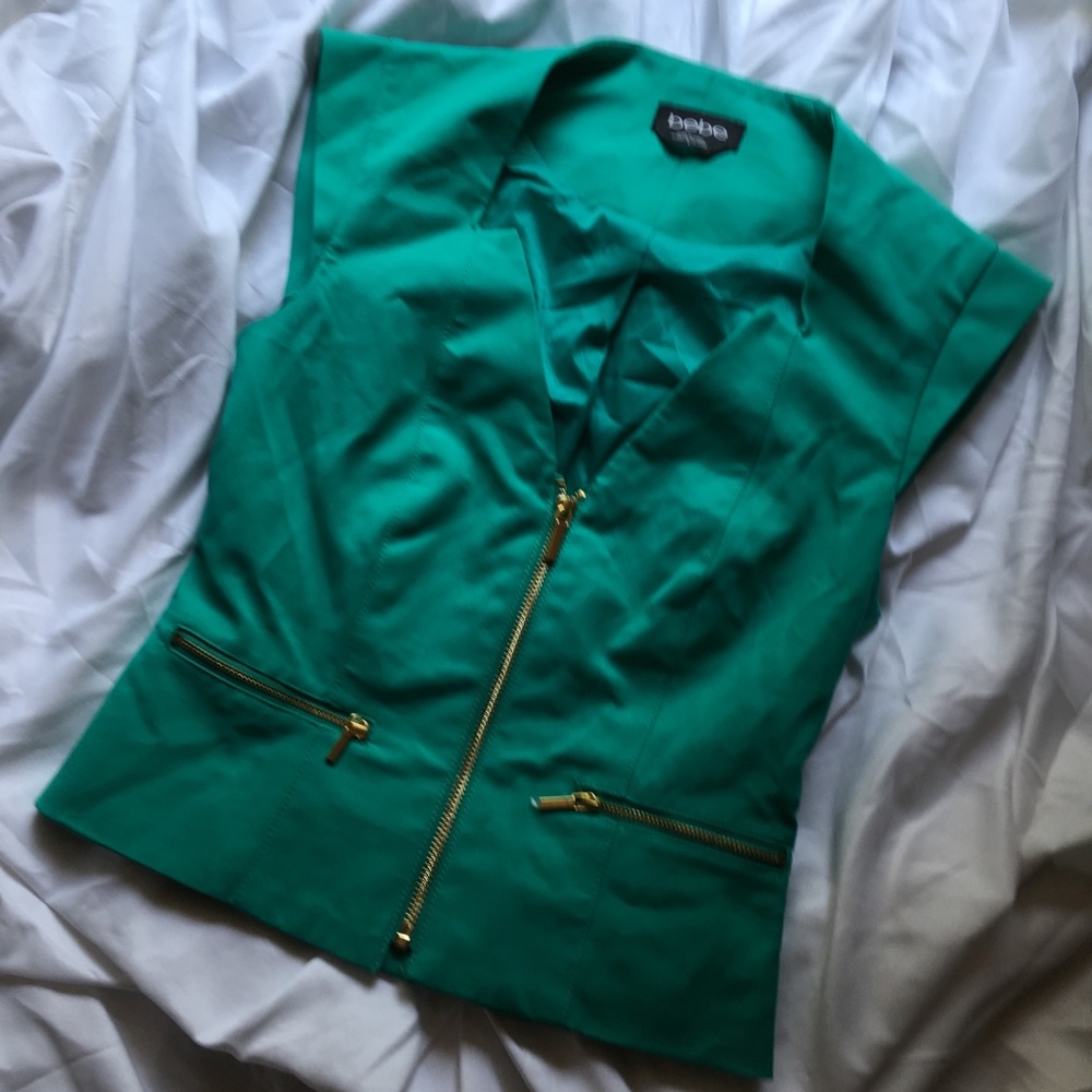 NWOT Bebe vest